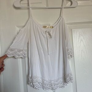 Liberty Love | Boho shoulder cut-out blouse | white | size: S